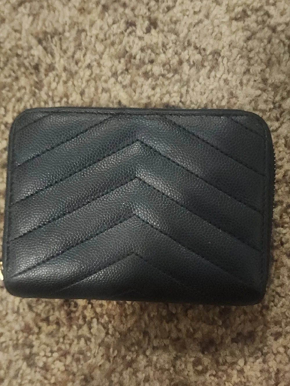 Yves Saint Laurent Black Quilted Leather Card Wallet with Gold YSL Emblem - Picture 3 of 5